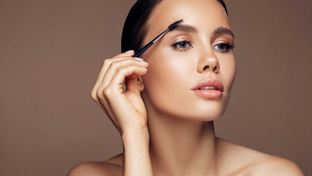 ابروها؛ قاب چهره شما